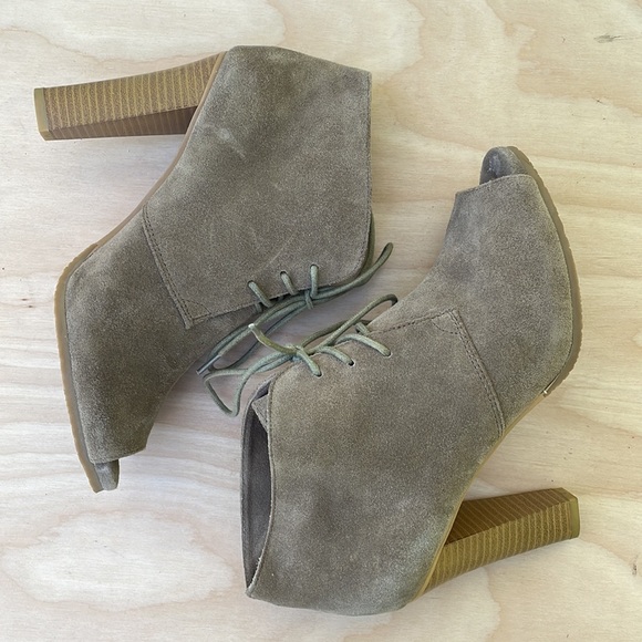 LOFT Suede Peep Toe Booties size 8 - Picture 2 of 10